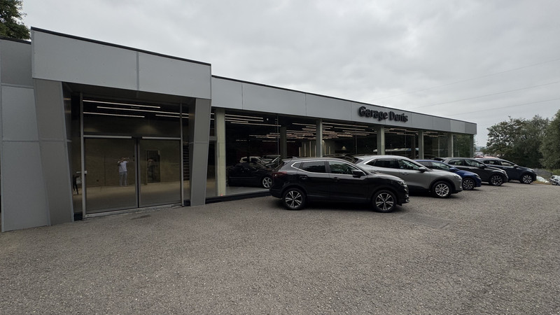 dealer showroom